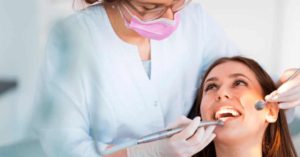 a-importancia-de-ir-ao-dentista-regularmente