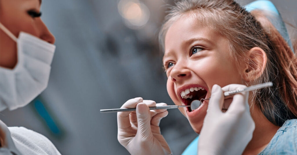 saude-bucal-infantil-dos-dentes-de-leite-aos-permanentes